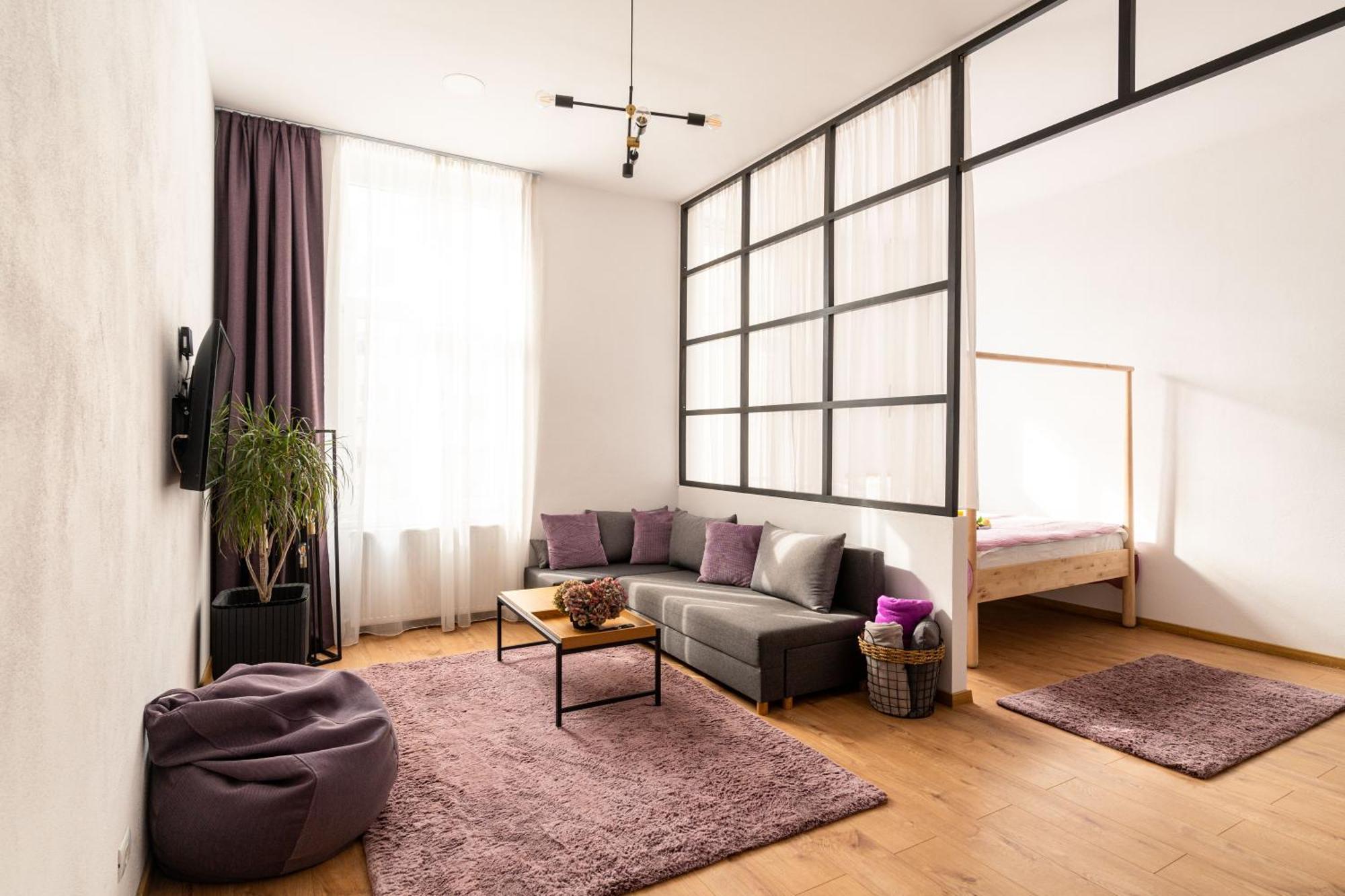 Urban Six Apartments Fagaras Exterior photo